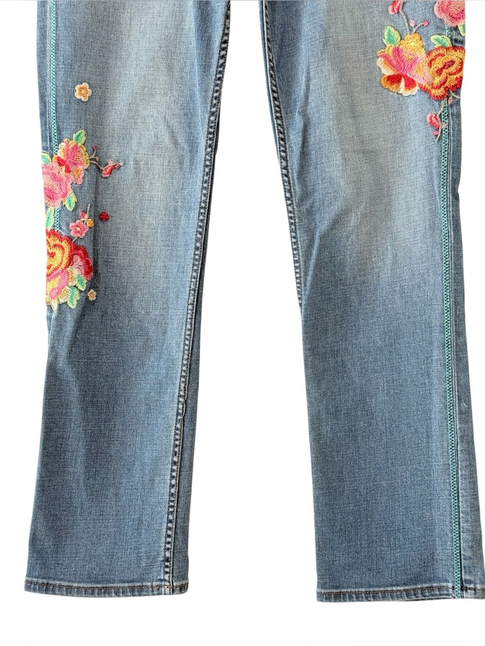 Johnny Was The Blossom Boyfriend Jean Embroidered Low Rise Straight-Leg Size 27 - Picture 2 of 13